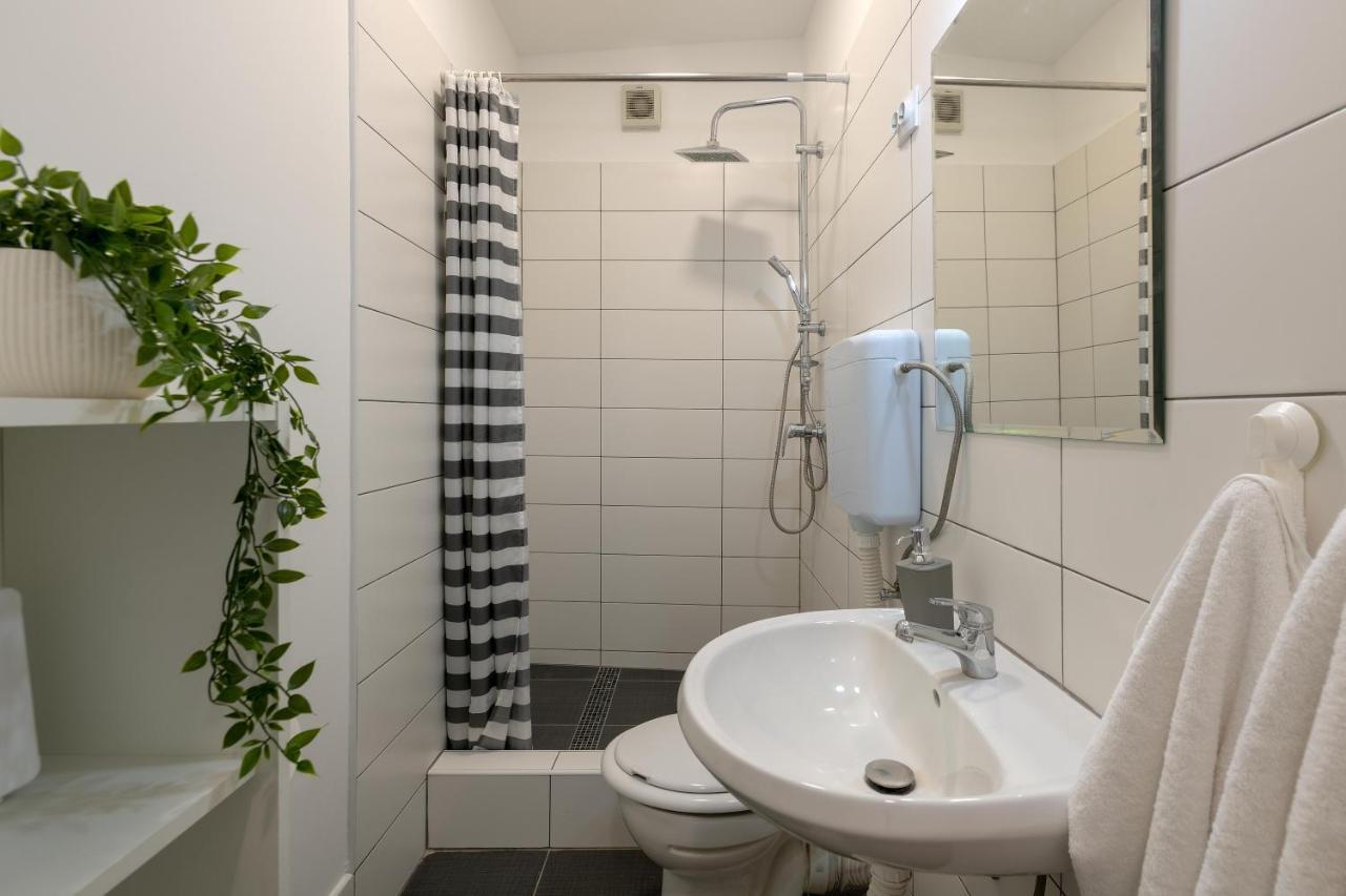 Hana - Attic Apartment In City Center พูลา ภายนอก รูปภาพ