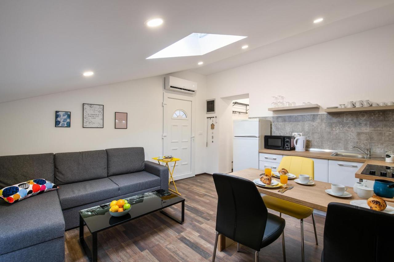 Hana - Attic Apartment In City Center พูลา ภายนอก รูปภาพ